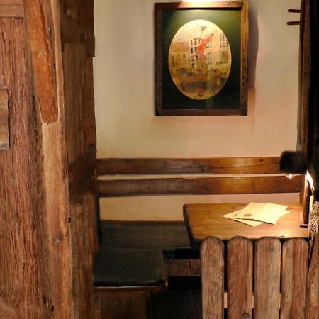 Hotel Till Eulenspiegel - Nichtrauchhotel - Garni Würzburg Buitenkant foto