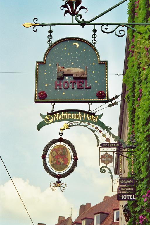 Hotel Till Eulenspiegel - Nichtrauchhotel - Garni Würzburg Buitenkant foto