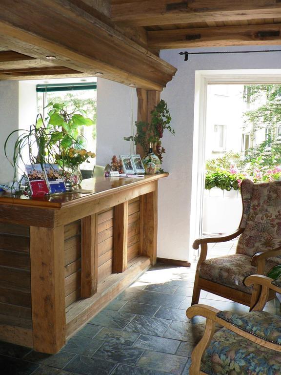 Hotel Till Eulenspiegel - Nichtrauchhotel - Garni Würzburg Buitenkant foto